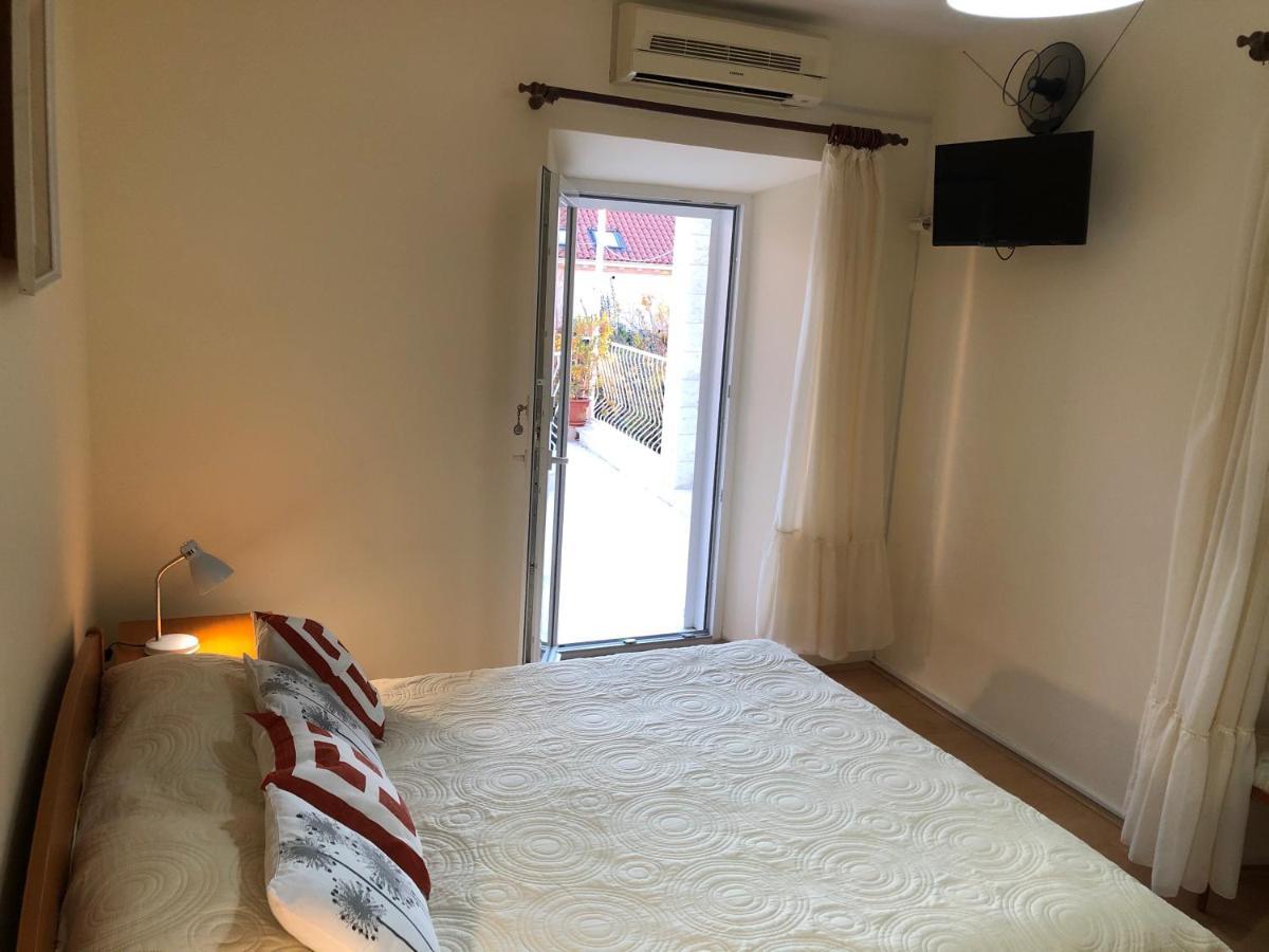 Guest House Katic Ντουμπρόβνικ Εξωτερικό φωτογραφία