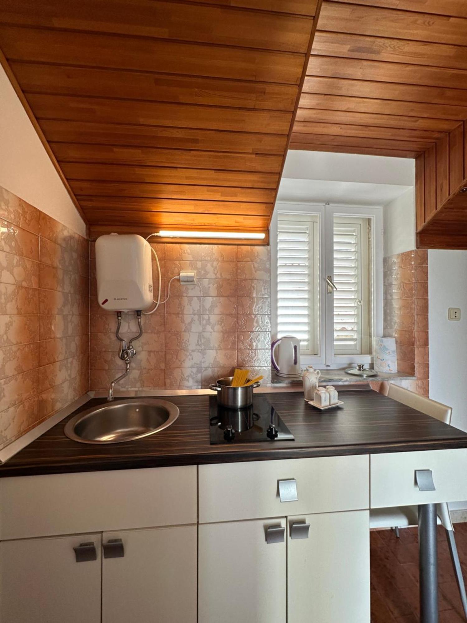 Guest House Katic Ντουμπρόβνικ Εξωτερικό φωτογραφία
